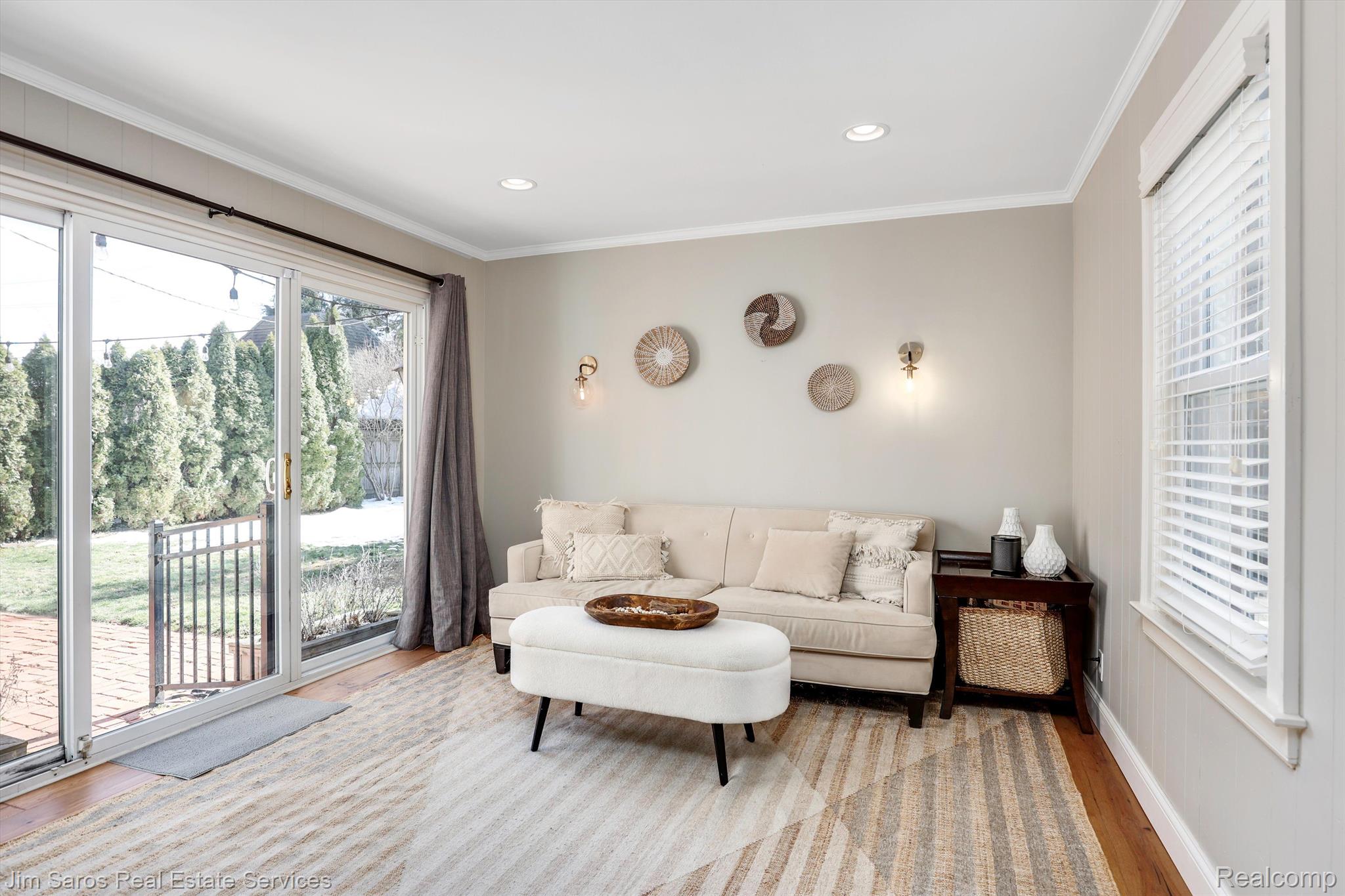 77 Moran Road Grosse Pointe, MI 48236 - Photo 13 of 36 Gallery Image 13