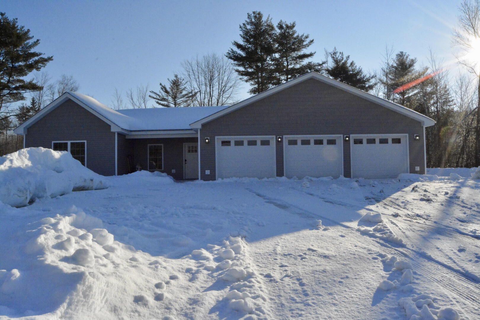 936 Old County Road Etna, ME 04434 - Photo 5 of 45 CECDEA3D-93BF-4375-9E77-9C1C5696C202_1_2