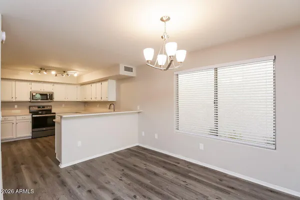 $2,270 | 425 South Sunrise Drive, Gilbert, AZ 85233