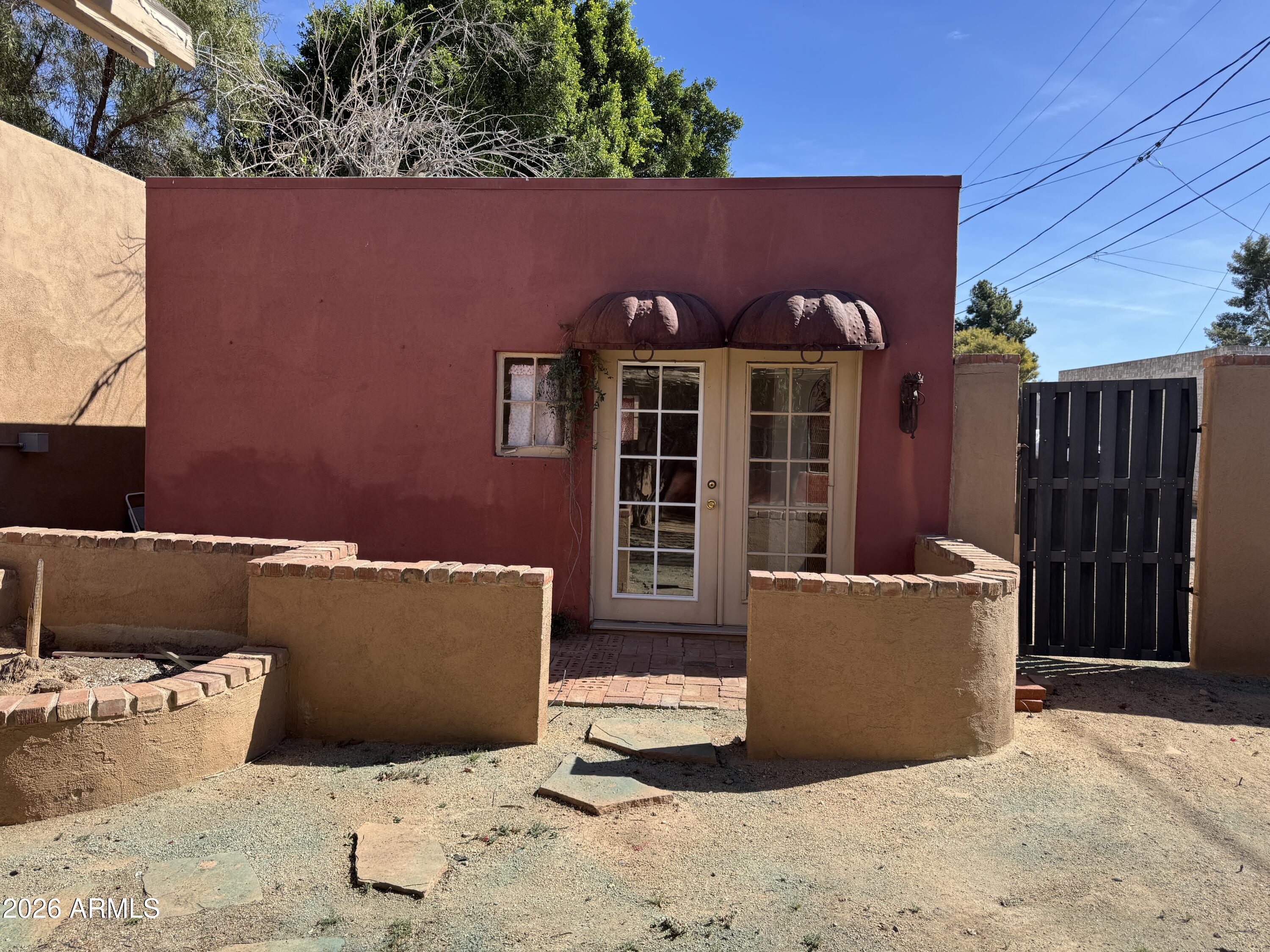 505 West Granada Road Phoenix, AZ 85003 - Photo 26 of 30 a view of outdoor space and yard