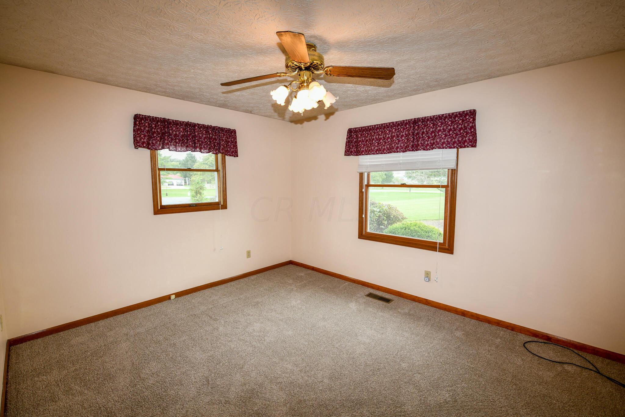 15743 Hagenderfer Road Plain City, OH 43064 - Photo 27 of 49 Bedroom #2: 11'x13.5'