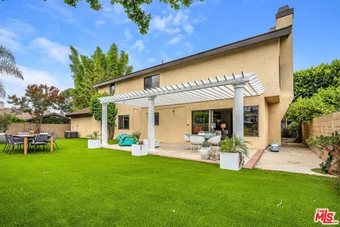 $1,550,000 | 13250 Fulton Court, Sherman Oaks, CA 91401