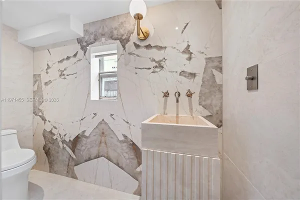 $3,249,000 | 178 Northeast 45th Street, Miami, FL 33137