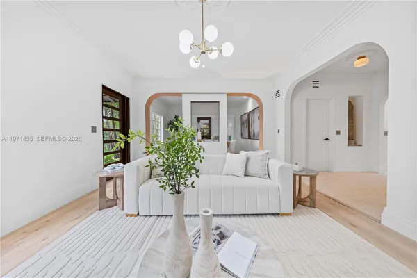 $3,249,000 | 178 Northeast 45th Street, Miami, FL 33137