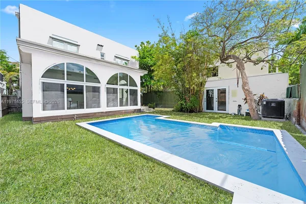 $3,249,000 | 178 Northeast 45th Street, Miami, FL 33137