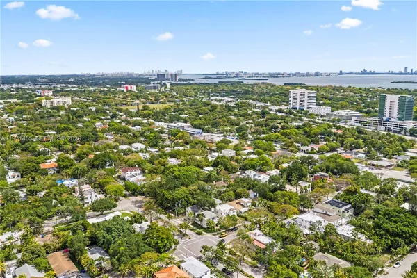 $3,249,000 | 178 Northeast 45th Street, Miami, FL 33137