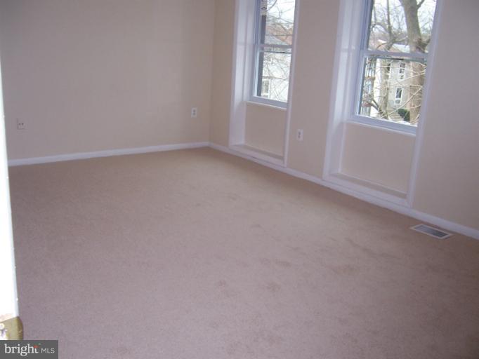 8083 Tributary Court Springfield, VA 22153 - Photo 16 of 20 Bedroom (Master)