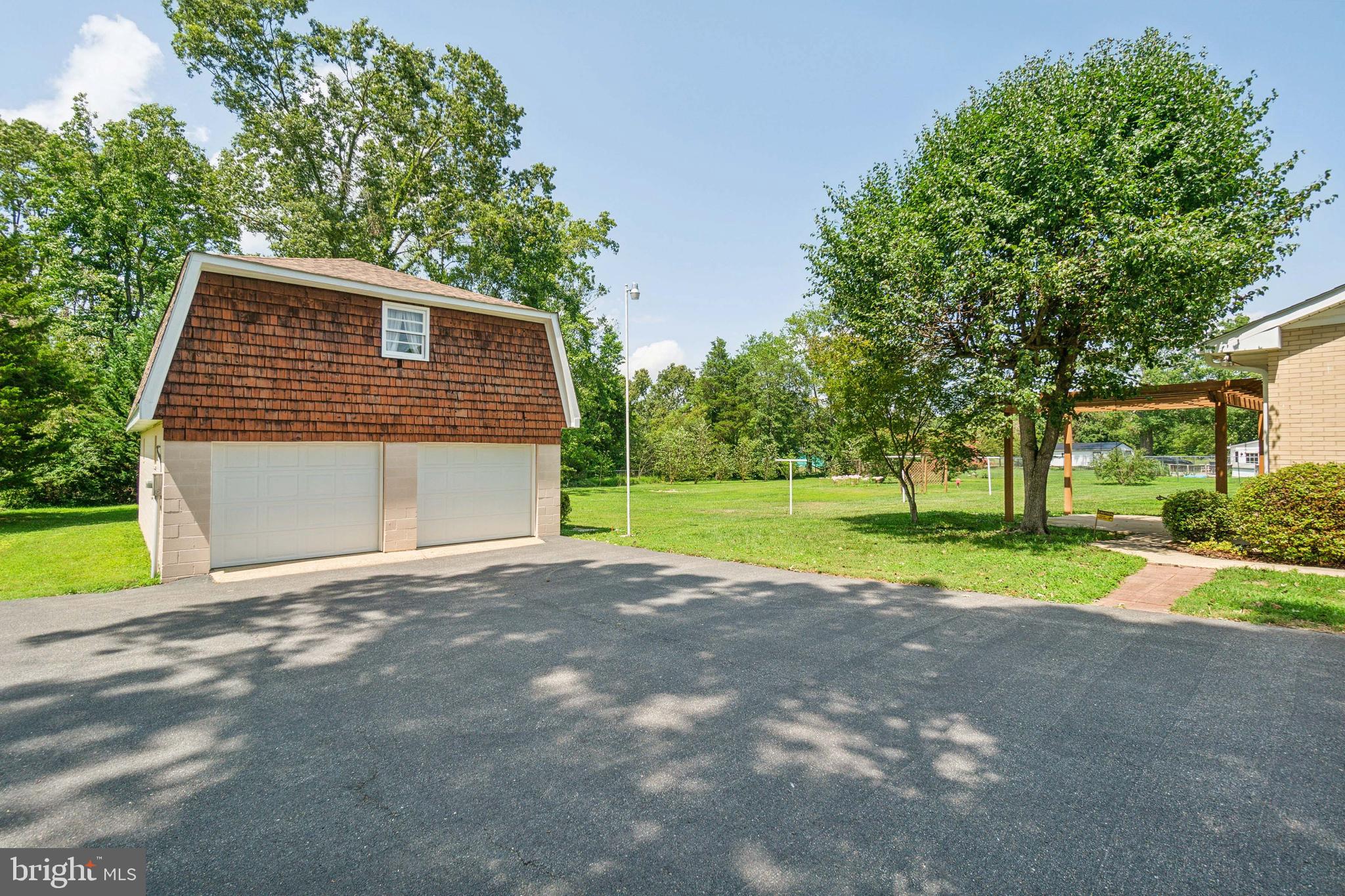 6215 Ripley Road La Plata, MD 20646 - Photo 2 of 35 Detached Garage