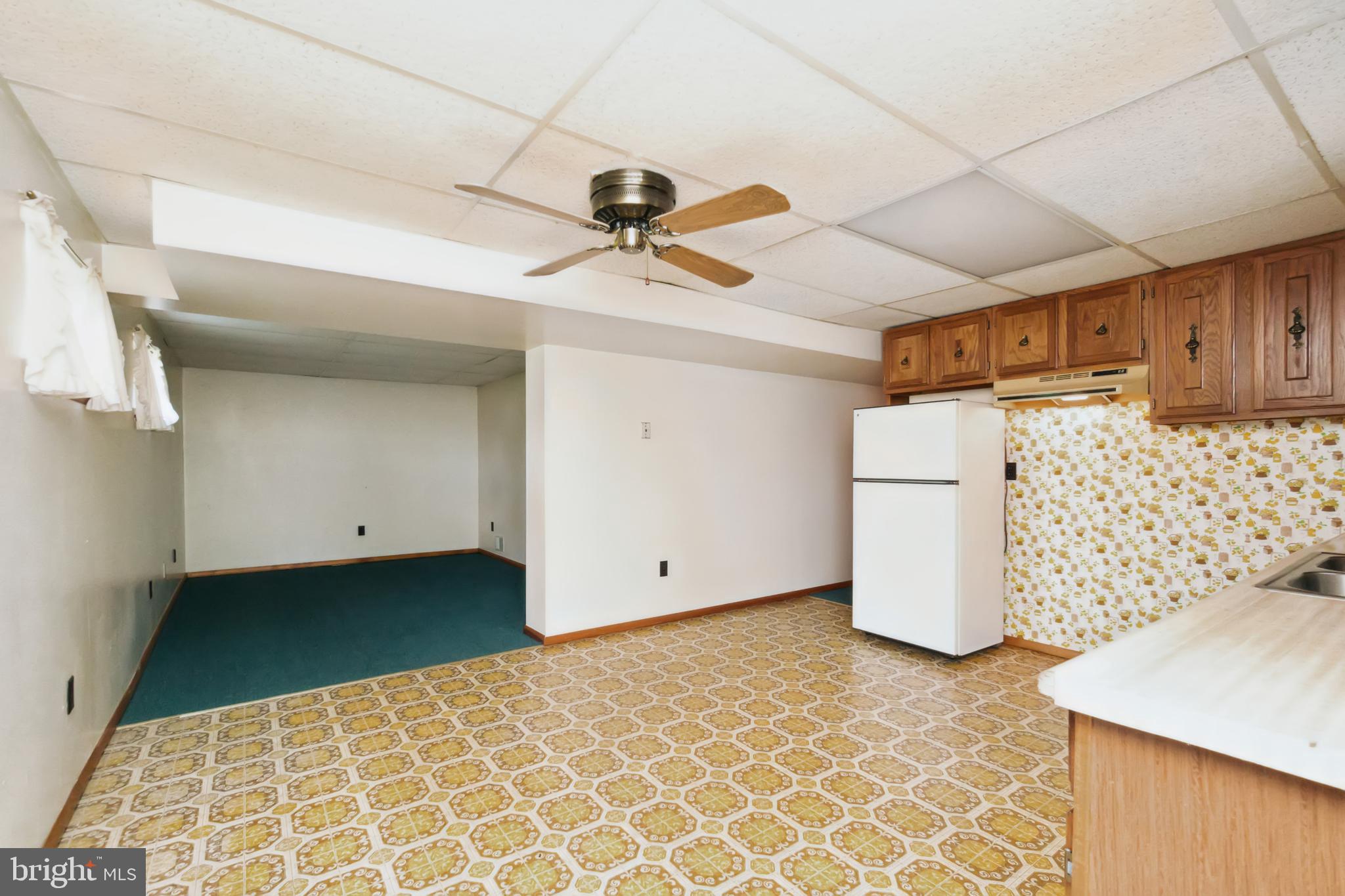 6215 Ripley Road La Plata, MD 20646 - Photo 26 of 35 Basement Kitchenette