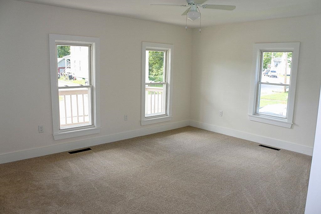 73 Elm Street West Rutland, VT 05777 - Photo 7 of 39