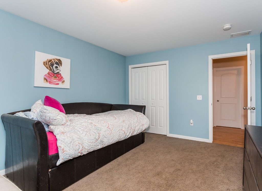 56 Bruce Street Springfield, MA 01119 - Photo 22 of 30