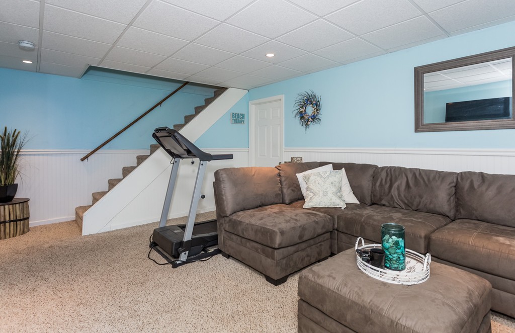 56 Bruce Street Springfield, MA 01119 - Photo 26 of 30