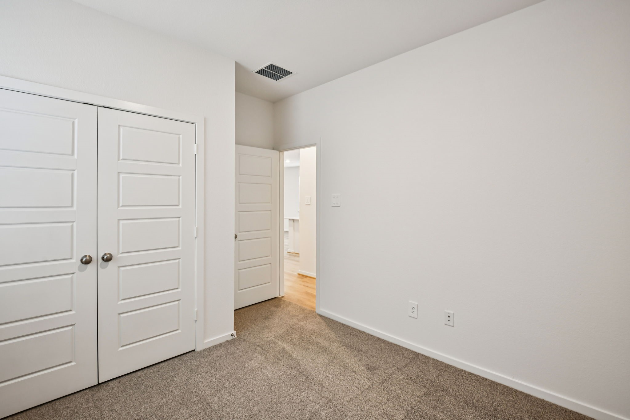 5724 Adamite Way Houston, TX 77048 - Photo 17 of 34