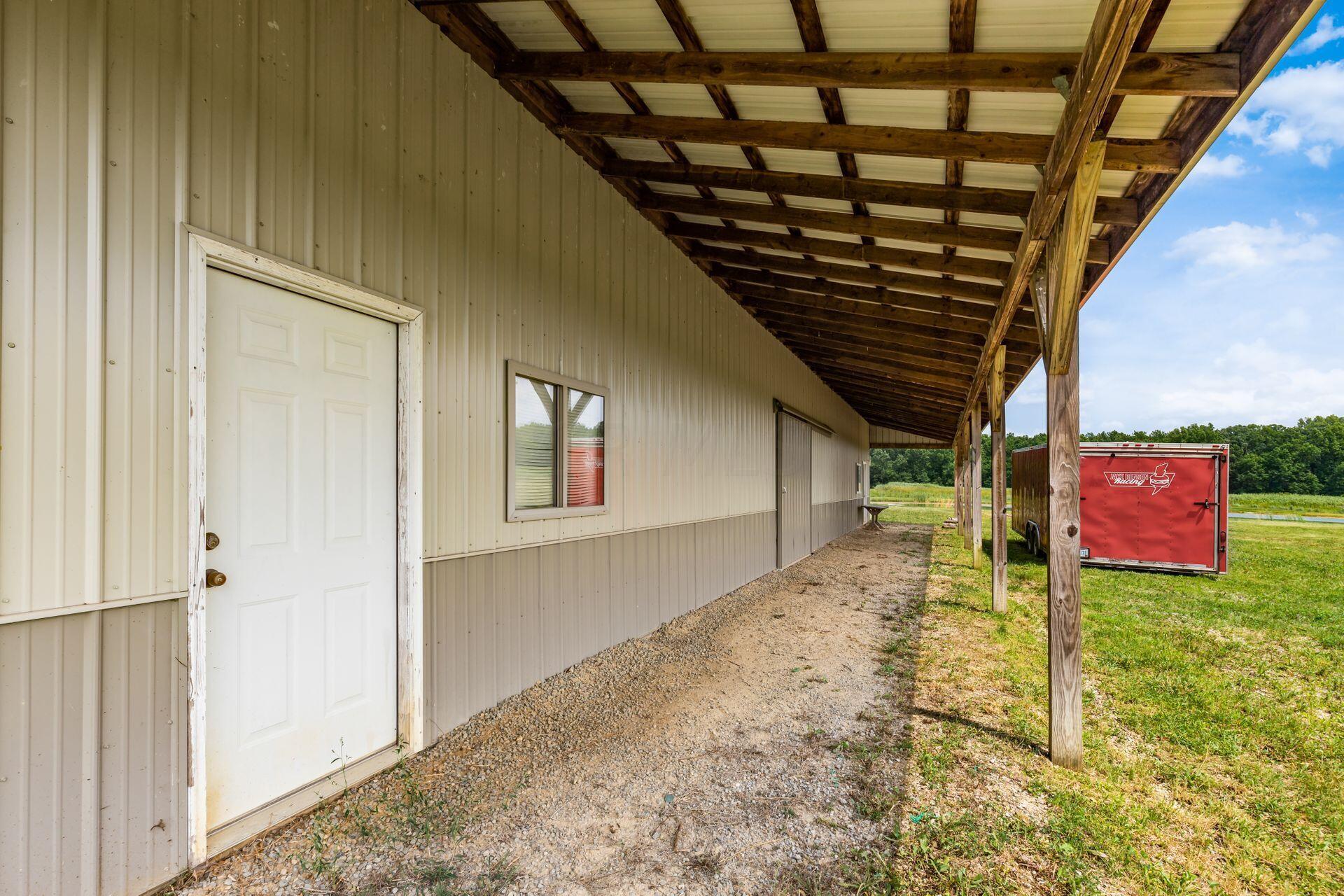 22100 Johnson Road Raymond, OH 43067 - Photo 25 of 33 Barn