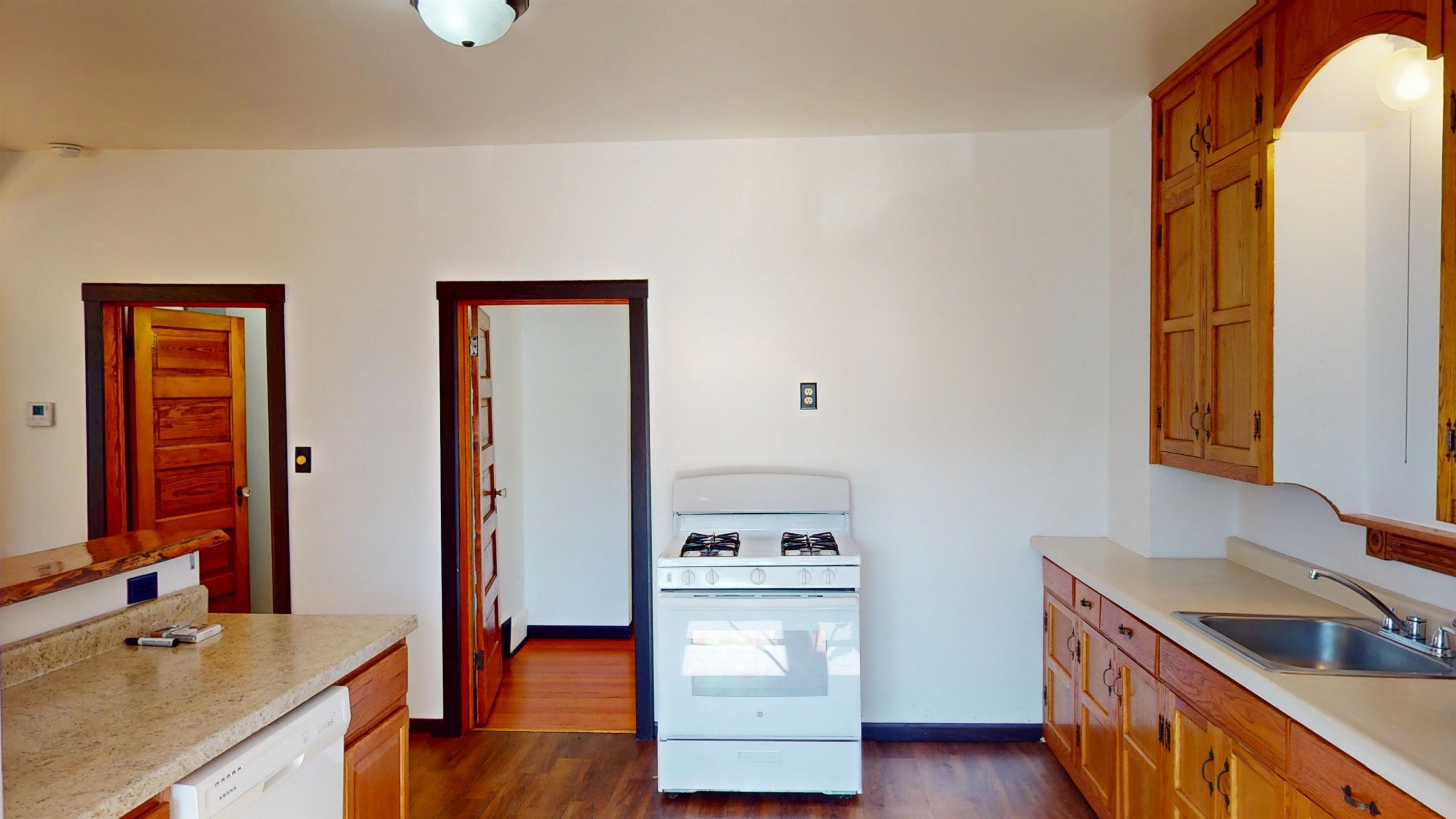 700 Kane Street La Crosse, WI 54603 - Photo 8 of 34