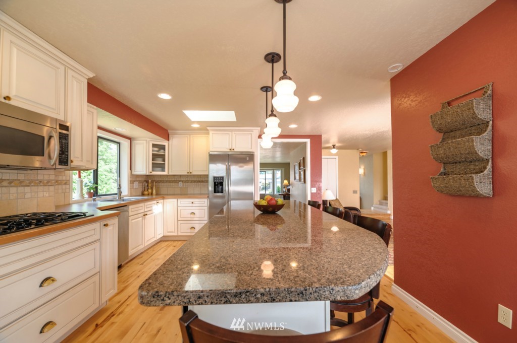 1105 West Racine Street Bellingham, WA 98229 - Photo 7 of 25 Gallery Image 7