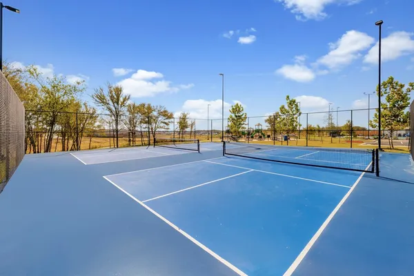 $328,990 | 194 Hornet Street, Elgin, TX 78621