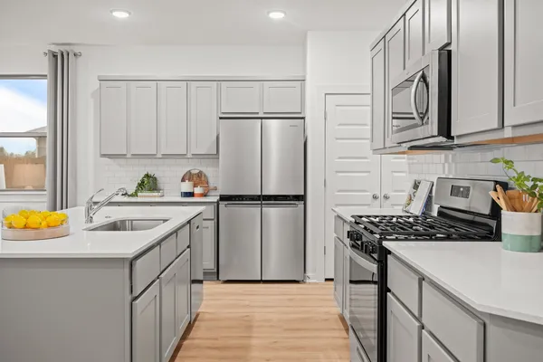 $328,990 | 194 Hornet Street, Elgin, TX 78621