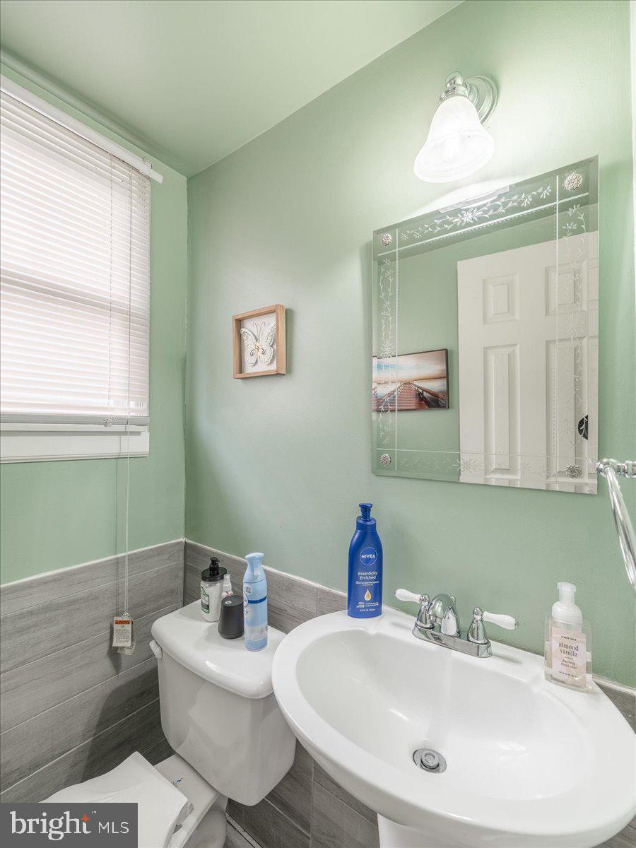 2570 Exton Road Hatboro, PA 19040 - Photo 13 of 39