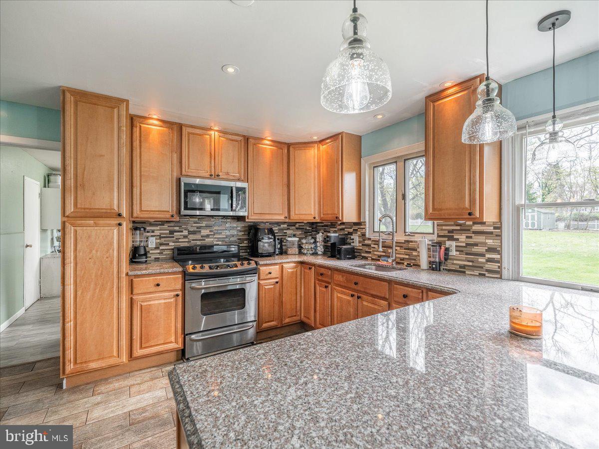 2570 Exton Road Hatboro, PA 19040 - Photo 15 of 39