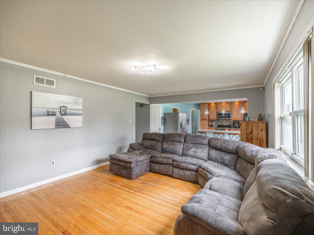 2570 Exton Road Hatboro, PA 19040 - Photo 18 of 39