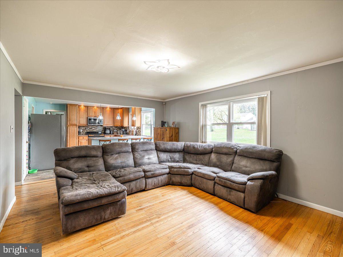2570 Exton Road Hatboro, PA 19040 - Photo 19 of 39