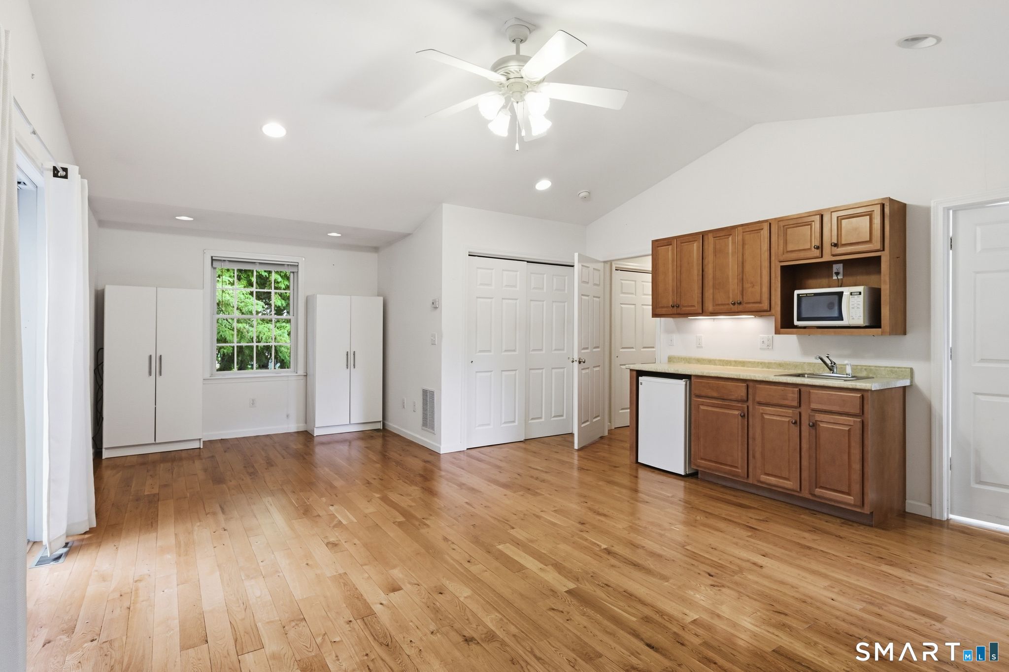 30 Riverview Drive Suffield, CT 06078 - Photo 22 of 40