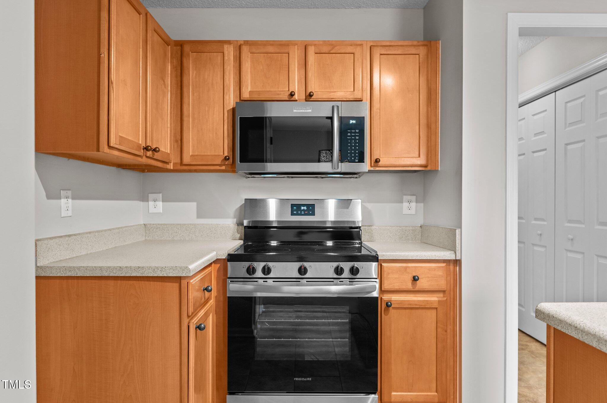 3823 Hopper Street Raleigh, NC 27616 - Photo 12 of 33 24-web-or-mls-DSC_4978