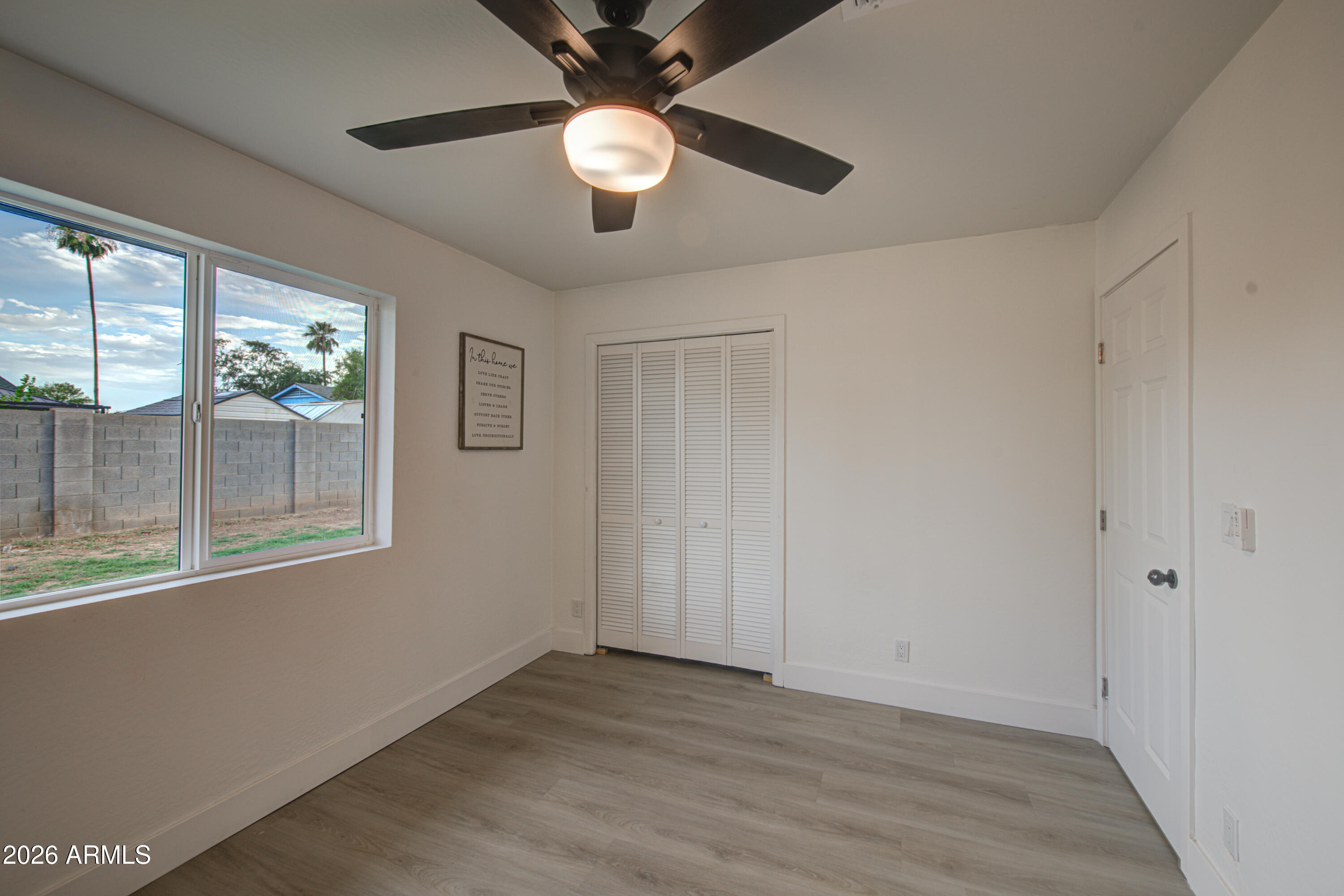 6427 West Lawrence Road Glendale, AZ 85301 - Photo 23 of 33