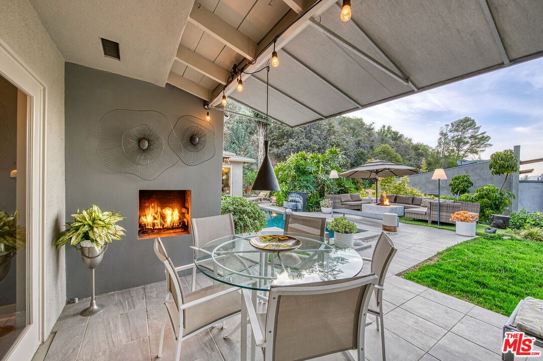 3827 Rhodes Avenue Studio City, CA 91604 - Photo 4 of 28