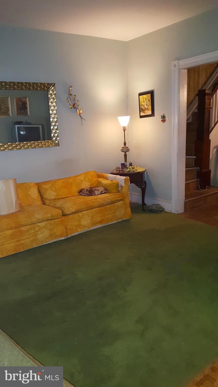 1377 Morris Road Southeast Washington, DC 20020 - Photo 2 of 8 Living Room