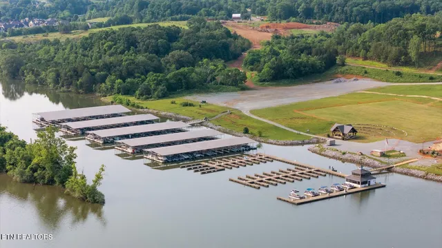 $1,050,000 | 2705 Chestnut Lane, Loudon, TN 37774