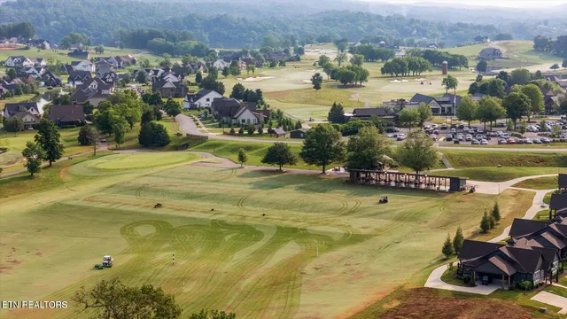 $1,050,000 | 2705 Chestnut Lane, Loudon, TN 37774