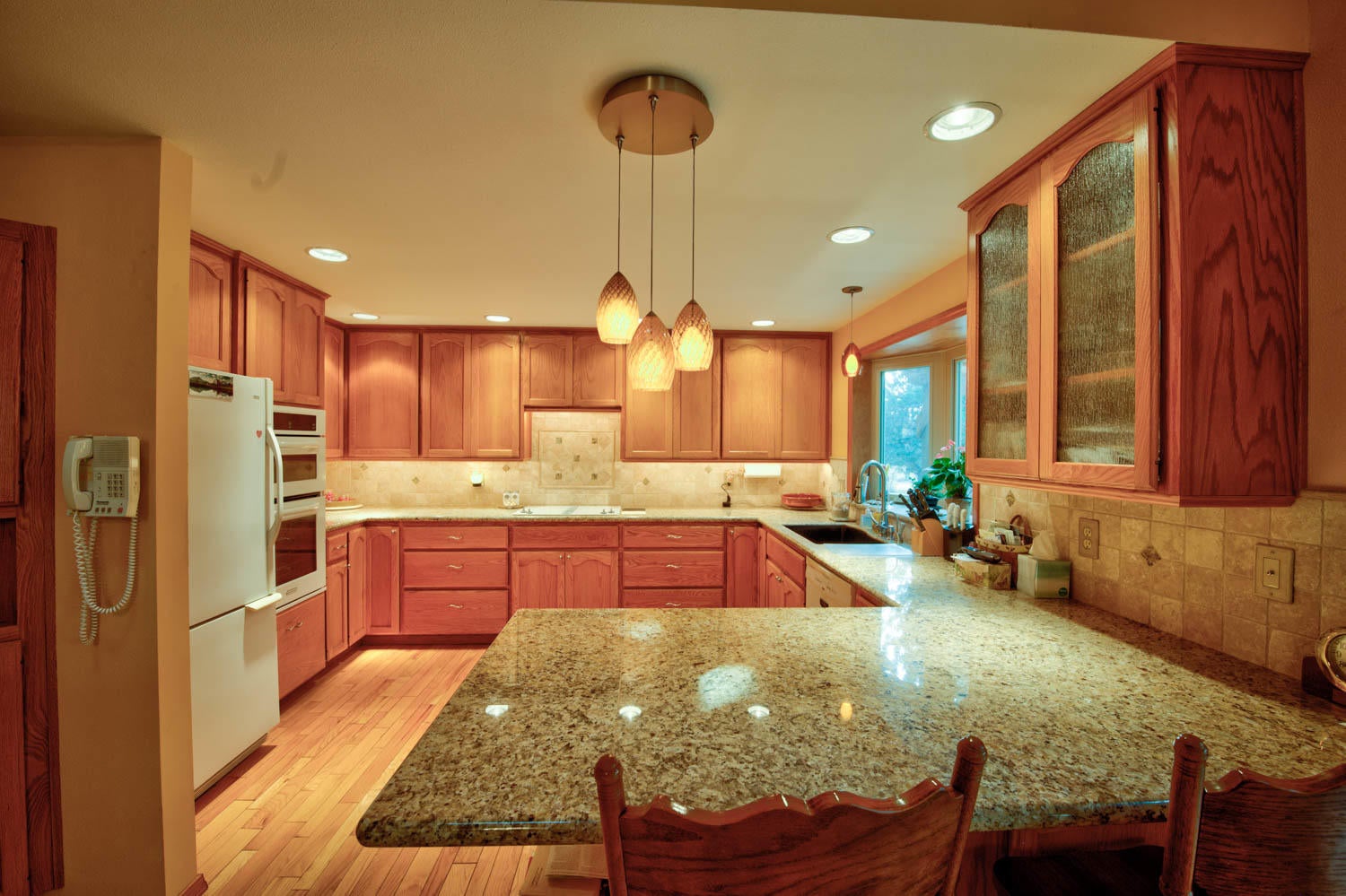 64548 Joe Neil Road Bend, OR 97701 - Photo 8 of 50 Granite Tile Counters