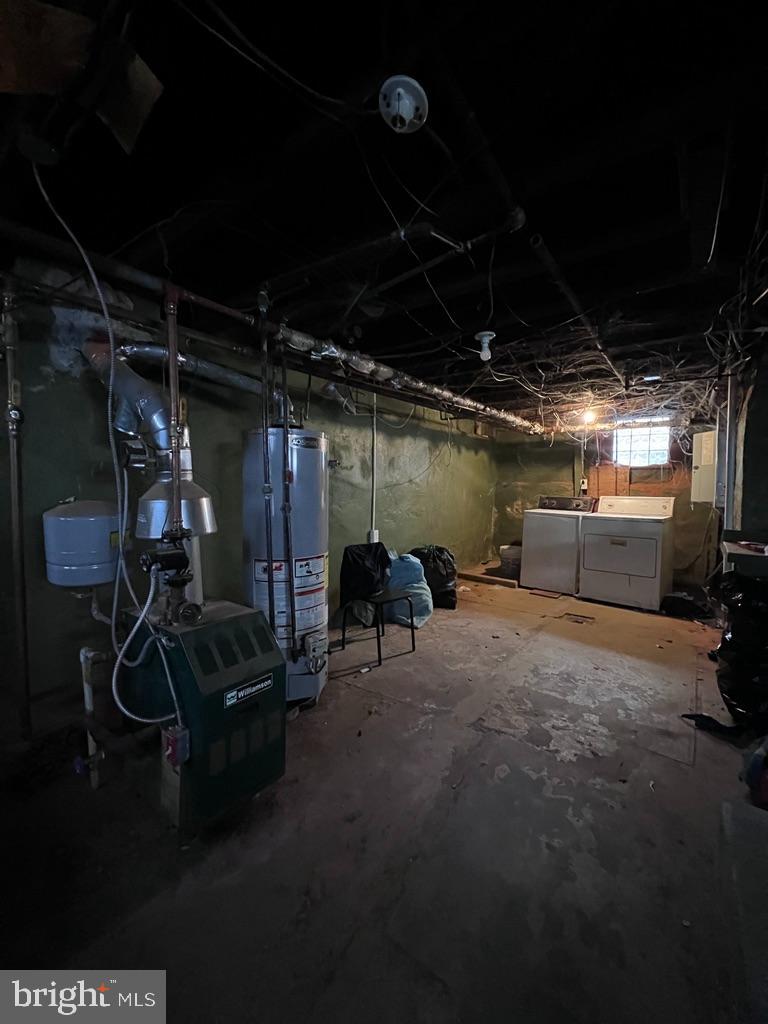 1601 St. Paul Street Philadelphia, PA 19140 - Photo 16 of 17 a view of a room with gym equipment