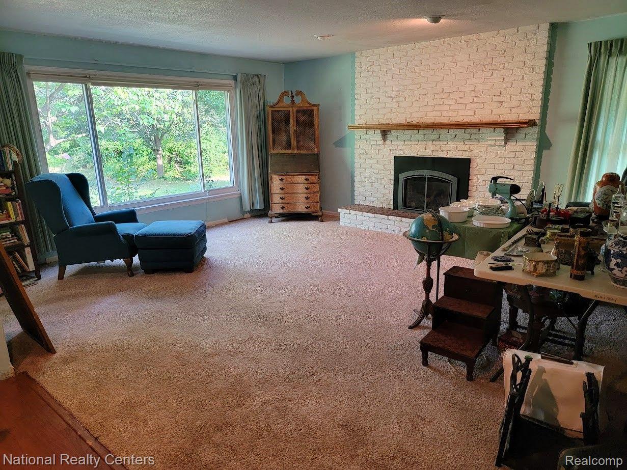 10900 Douglas Road Temperance, MI 48182 - Photo 9 of 26 Gallery Image 9