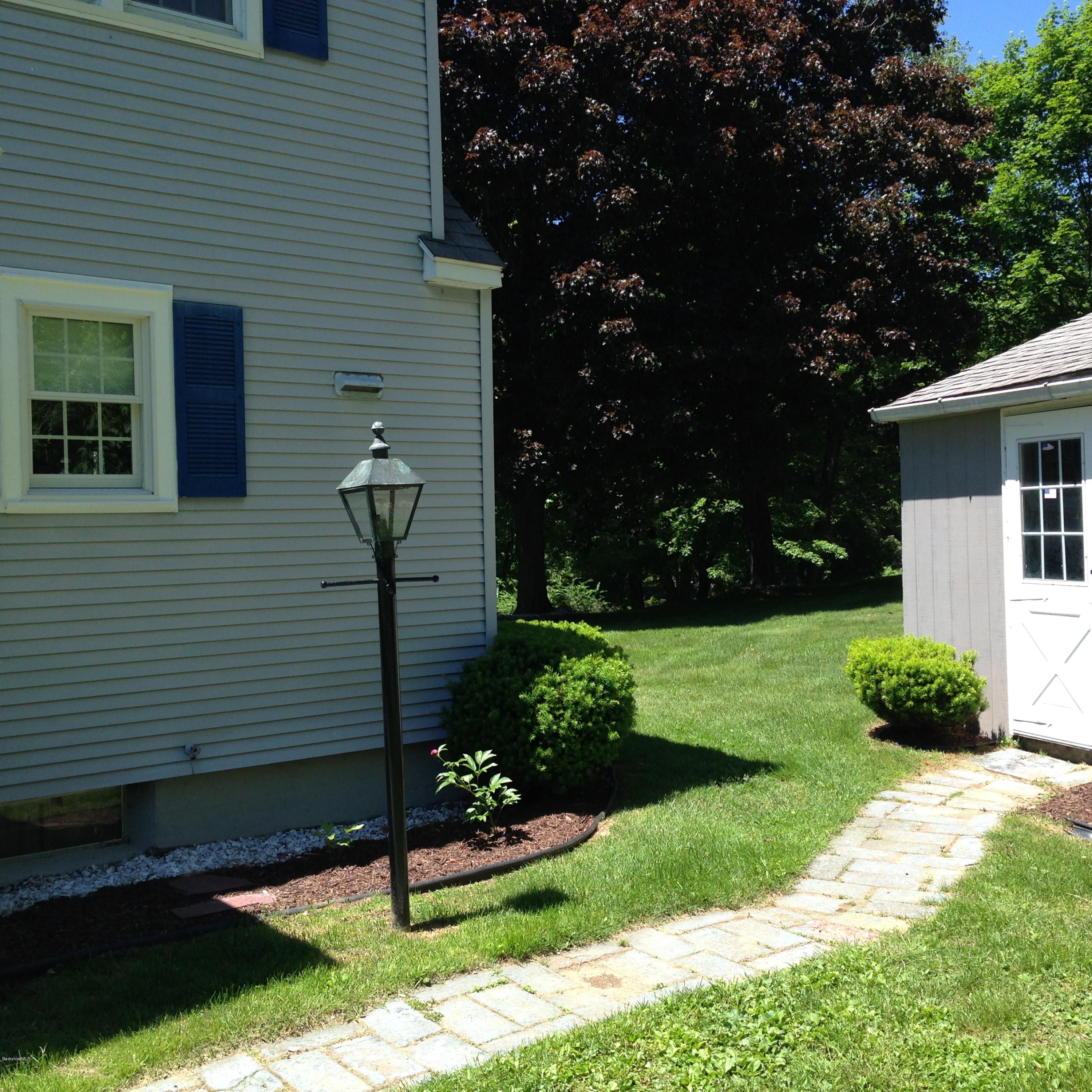 159 Sunset Street Pittsfield, MA 01201 - Photo 20 of 33 IMG_1803