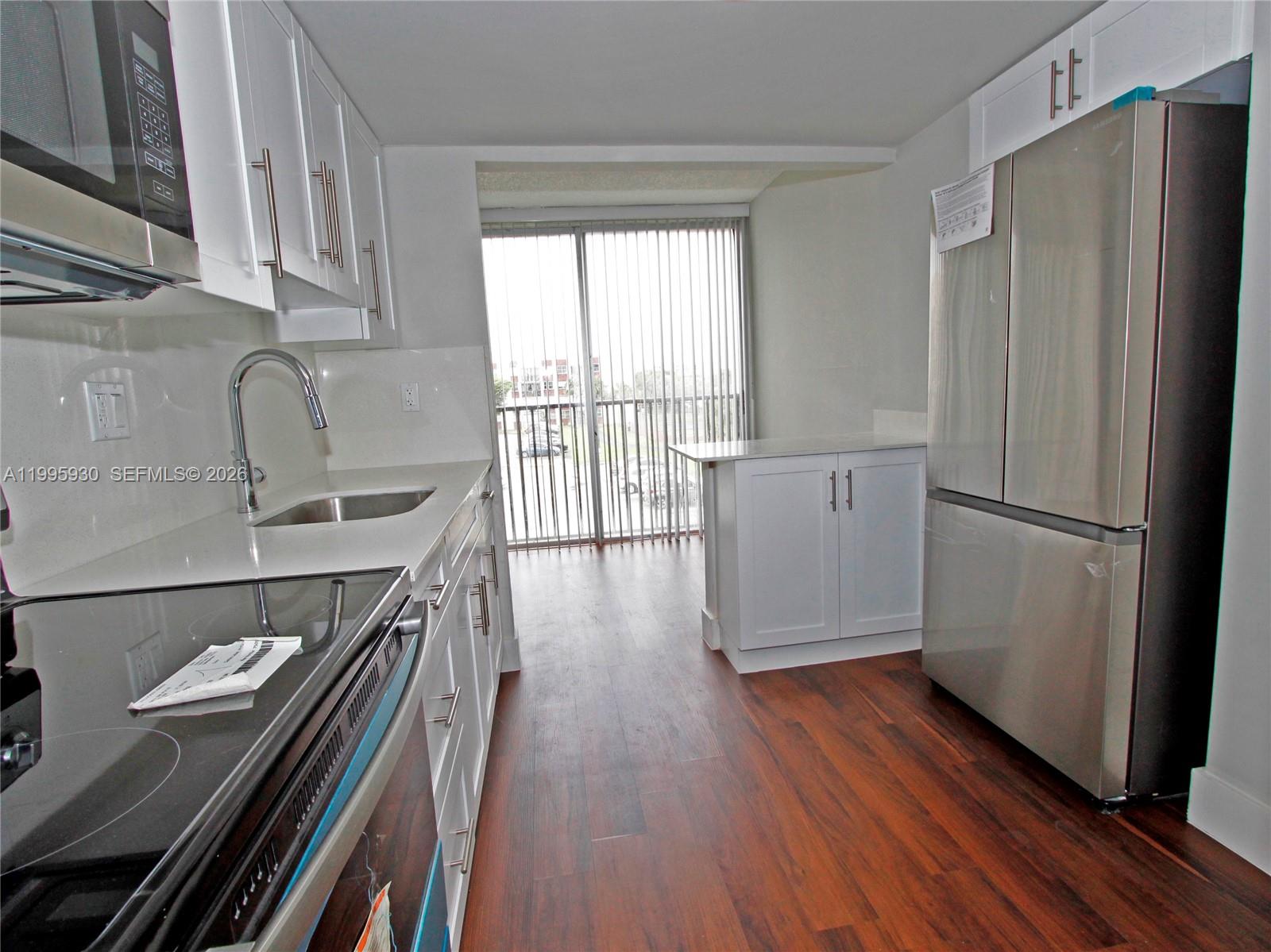 9411 Southwest 4th Street, Unit 308 Miami, FL 33174 - Photo 6 of 28