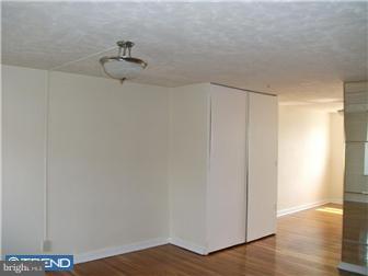 7708 Gilbert Street Philadelphia, PA 19150 - Photo 8 of 12 Living Room