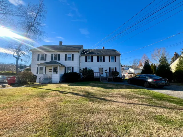 $2,300 | 650 South Pine Creek Road, Fairfield, CT 06824