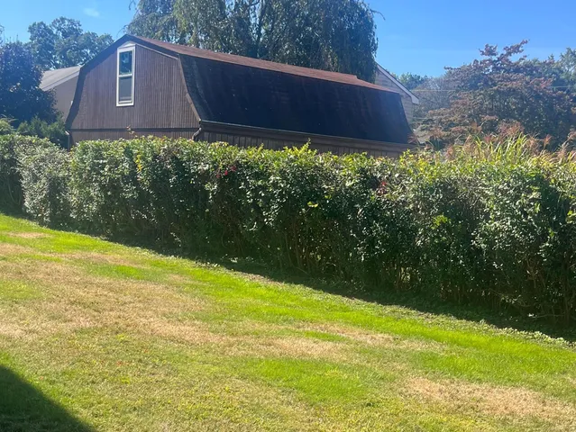 $2,100 | 650 South Pine Creek Road, Fairfield, CT 06824