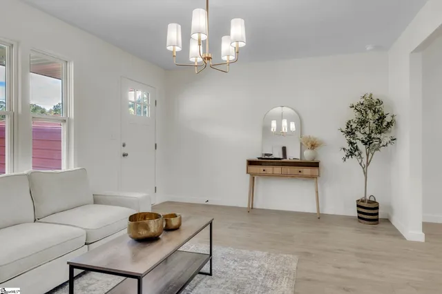 $269,900 | 2020 Bolt Drive, Anderson, SC 29621