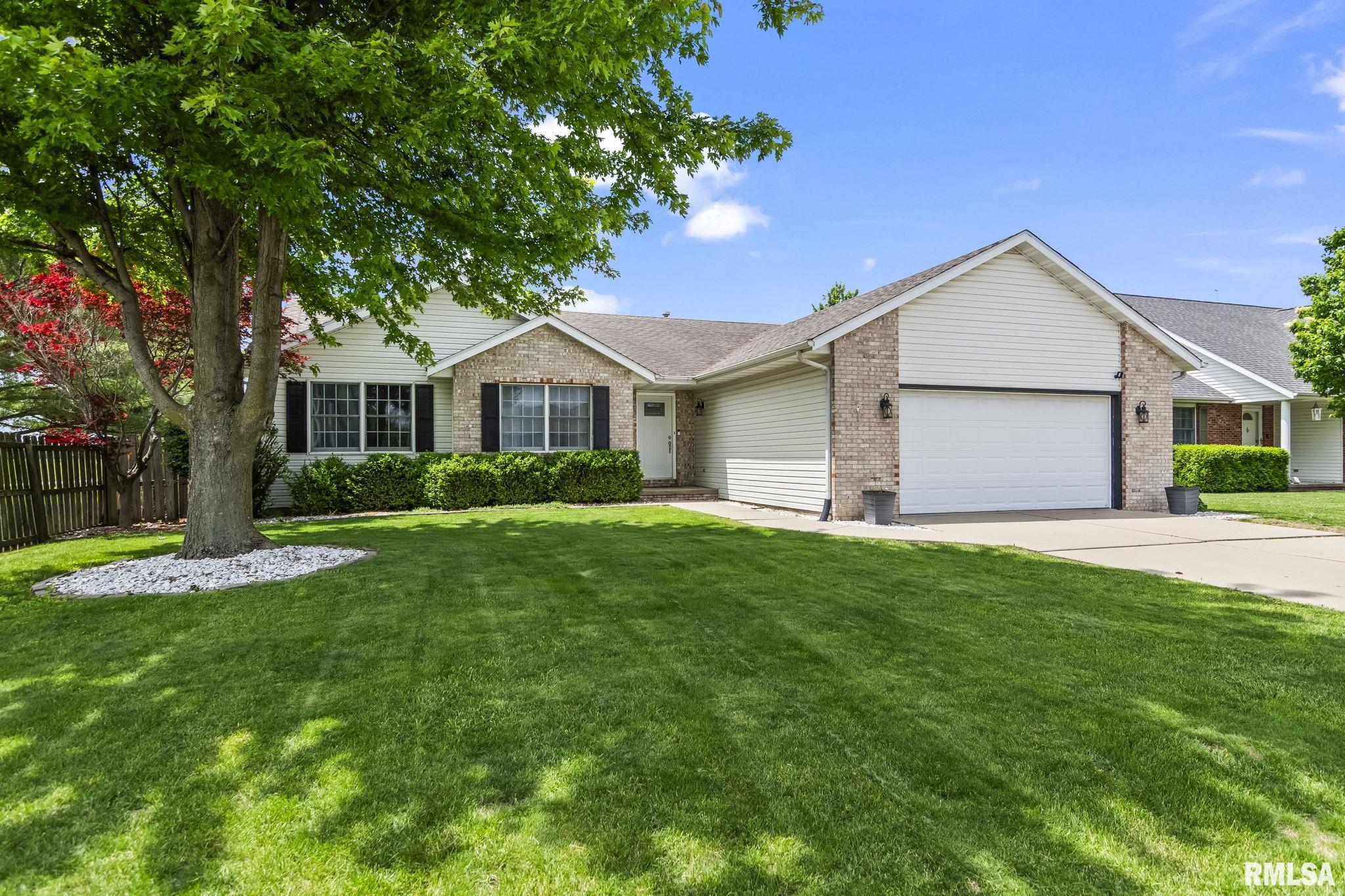 2413 Gander Road Springfield, IL 62711 - Photo 3 of 37