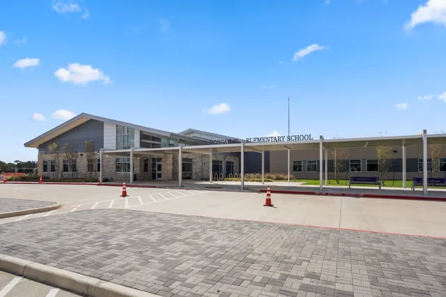 $951,000 | 7723 Unicorn Clubtail Court, Fulshear, TX 77441