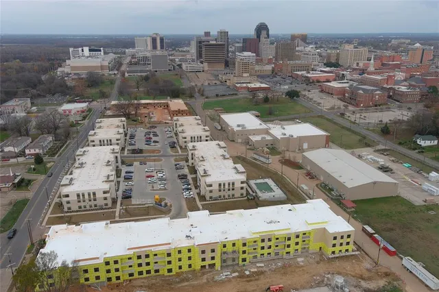 a picture of city view