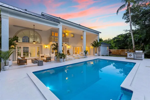 $14,000 | 14850 Old Cutler Road, Palmetto Bay, FL 33158