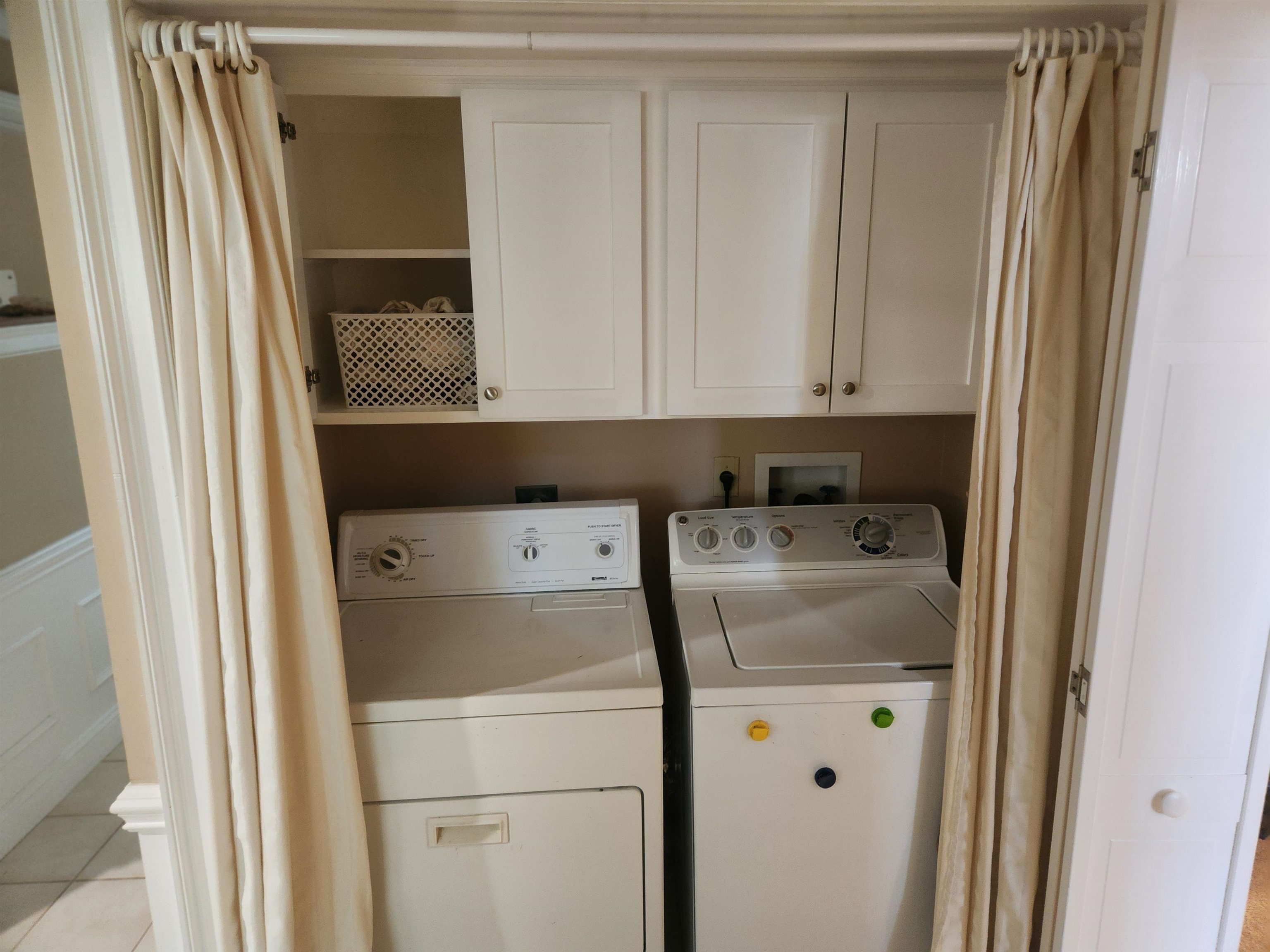 1424 Mullins Station Road Memphis, TN 38134 - Photo 31 of 40 a utility room with dryer and washer