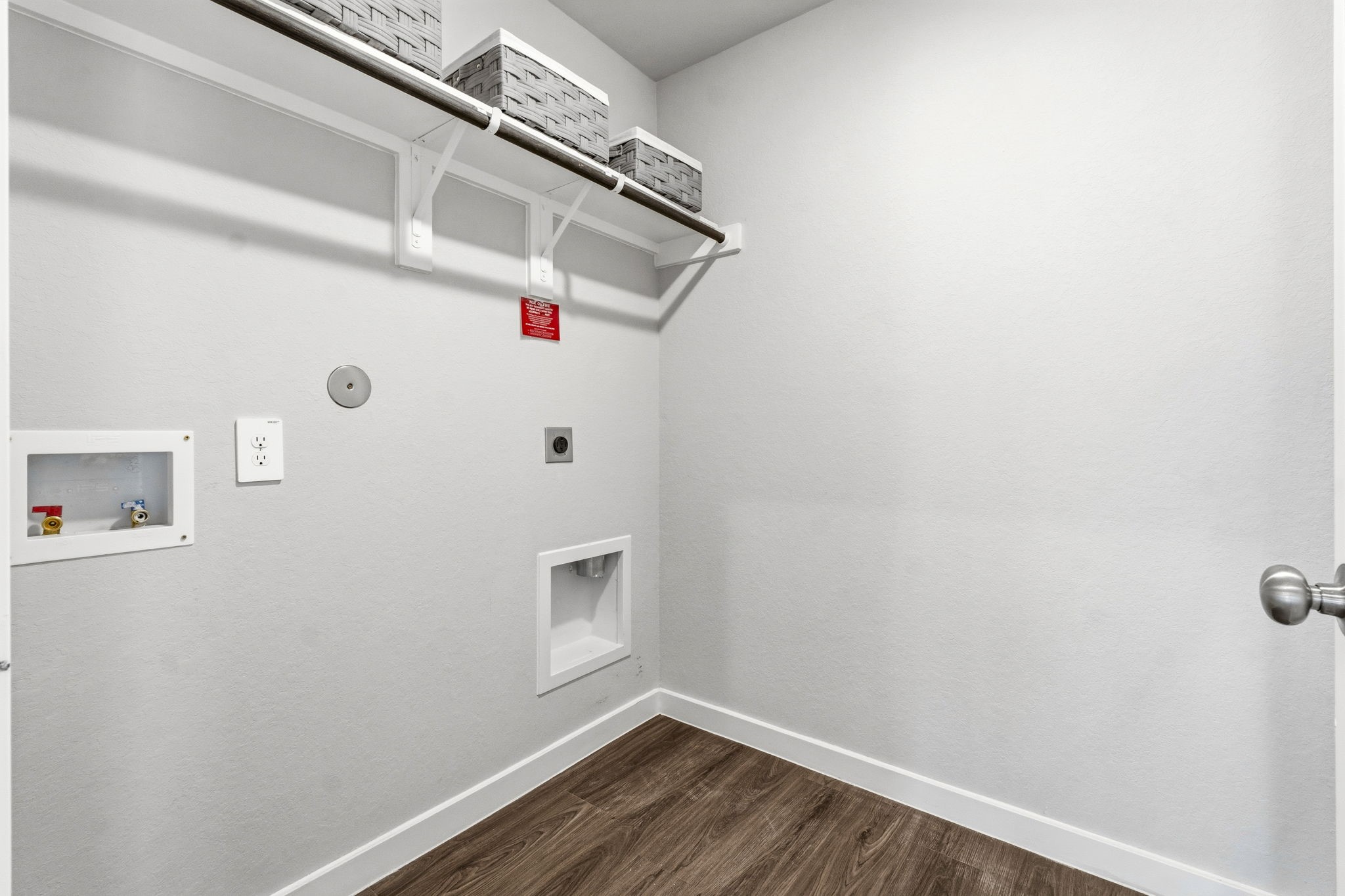 22235 Cardinal Crest Lane New Caney, TX 77357 - Photo 11 of 41 Spacious Laundry room