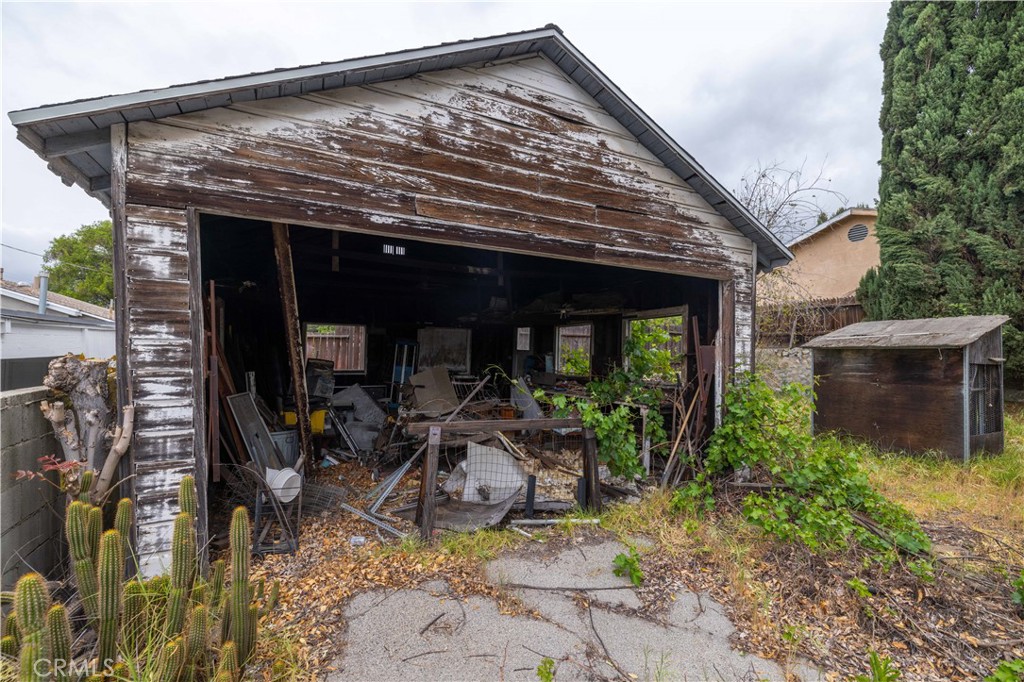 7417 Apperson Street Tujunga, CA 91042 - Photo 24 of 28