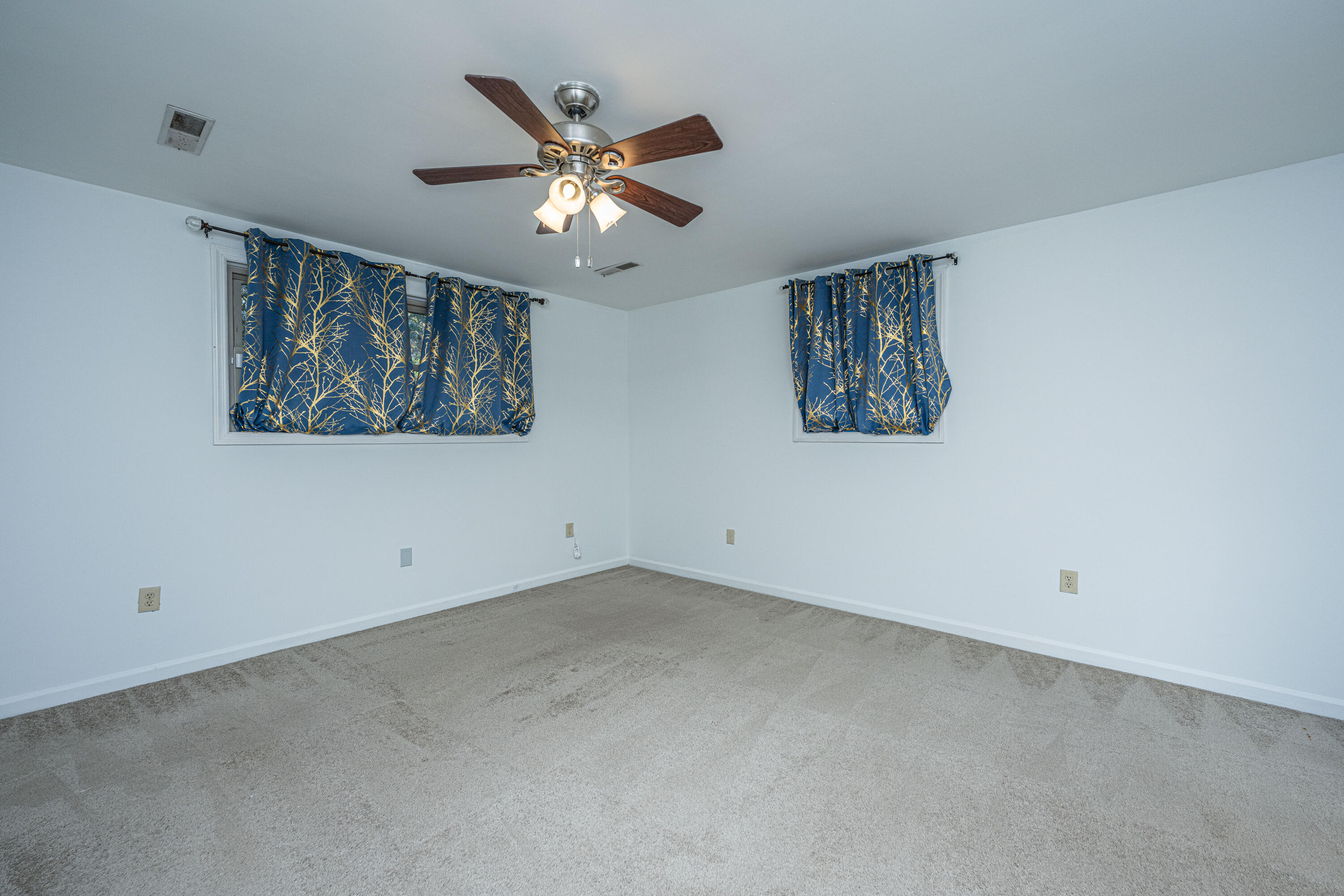 1563 North Relyea Avenue Charleston, SC 29412 - Photo 15 of 45 1563RelyeaAve019